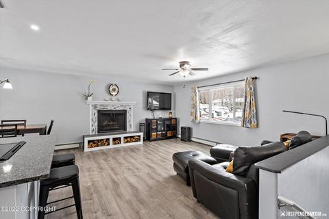 11508 Upper Sunny Cir, Eagle River, AK 99577 photo 2