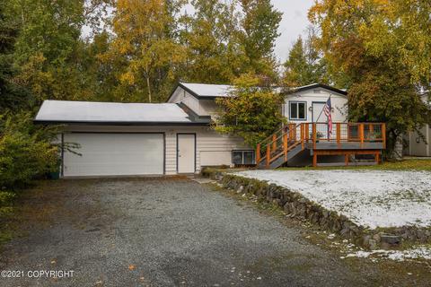 16529 Marcus St, Eagle River, AK 99577 photo 2
