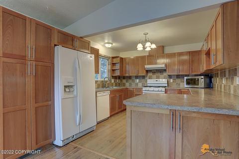 19505 Pribilof Loop, Eagle River, AK 99577 photo 14