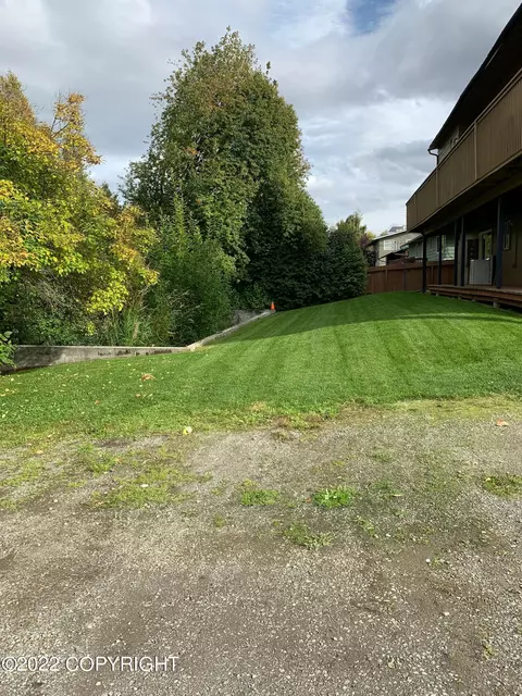 305 E 24th Ave, Anchorage, AK 99503 photo 3