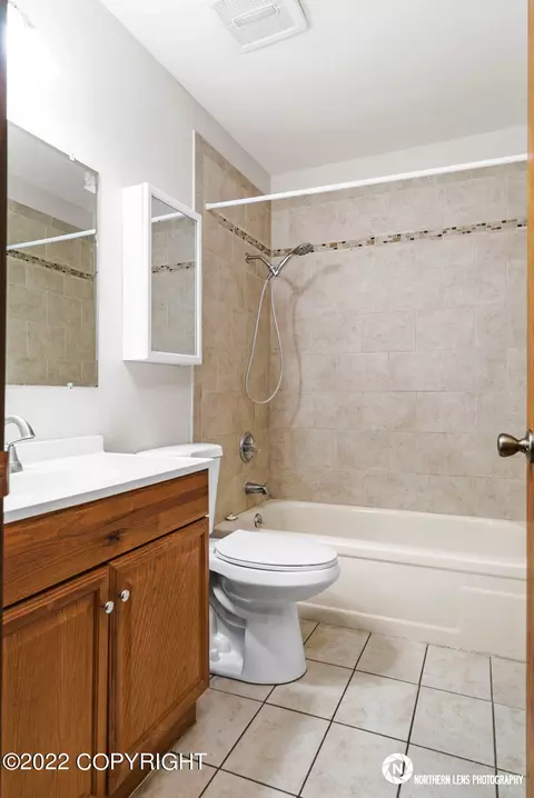 305 E 24th Ave, Anchorage, AK 99503 photo 28