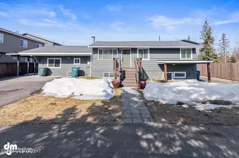 5219 E 24th Ave, Anchorage, AK 99508 photo 2
