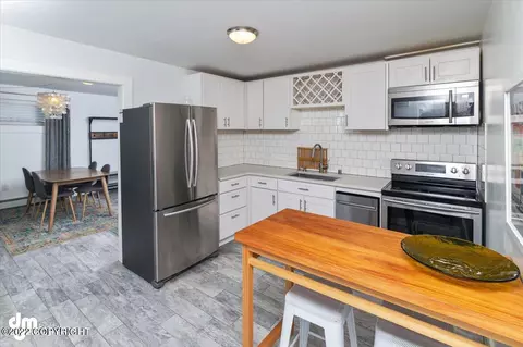 5219 E 24th Ave, Anchorage, AK 99508 photo 26