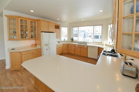 10052 Excursion Cir, Anchorage, AK 99515 photo 5