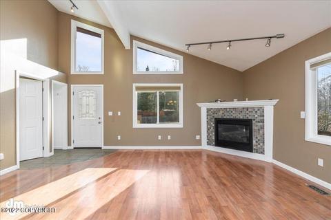 18612 S Kanaga Loop, Eagle River, AK 99577 photo 5