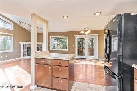18612 S Kanaga Loop, Eagle River, AK 99577 photo 11