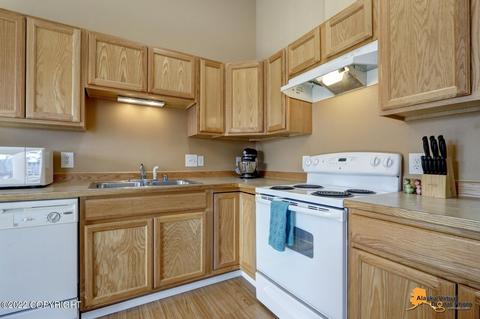 2240 Brookshire Loop # 150, Anchorage, AK 99507 photo 8