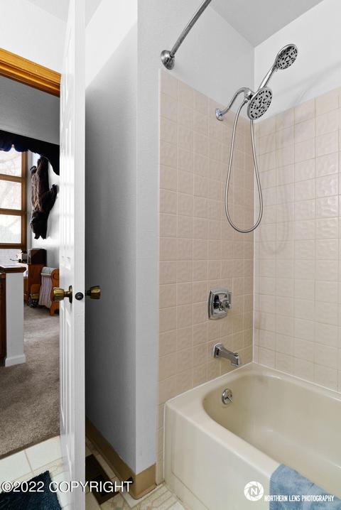 6646 Cimarron Cir, Anchorage, AK 99504 photo 26