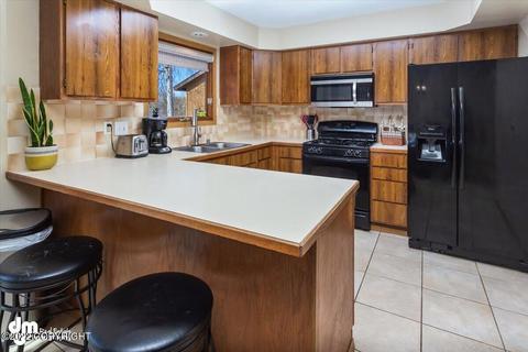 9456 W Parkview Terrace Loop, Eagle River, AK 99577 photo 11