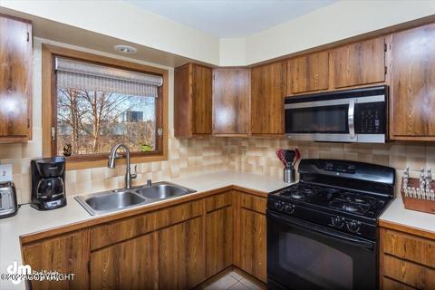9456 W Parkview Terrace Loop, Eagle River, AK 99577 photo 14
