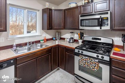 1243 E Hidden Ranch Loop, Palmer, AK 99645 photo 13