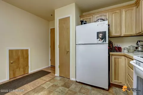634 E 73rd Ave, Anchorage, AK 99518 photo 18