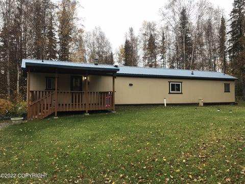 19921 Crabtree St, Chugiak, AK 99567 photo 2