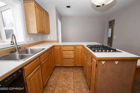 11068 Kaskanak Dr, Eagle River, AK 99577 photo 11