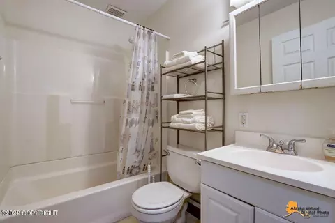 5306 E 24th Ave, Anchorage, AK 99508 photo 5