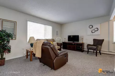 5306 E 24th Ave, Anchorage, AK 99508 photo 3