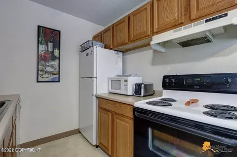 5306 E 24th Ave, Anchorage, AK 99508 photo 11