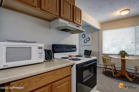 5306 E 24th Ave, Anchorage, AK 99508 photo 8