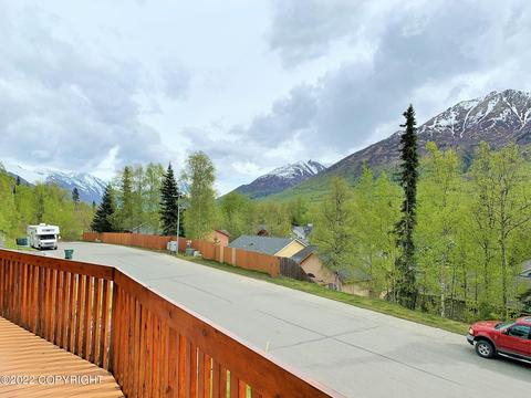 18551 Gibens Cir, Eagle River, AK 99577 photo 6