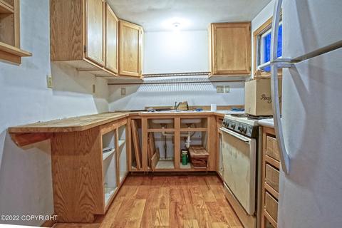 2727 E 50th Ave, Anchorage, AK 99507 photo 4