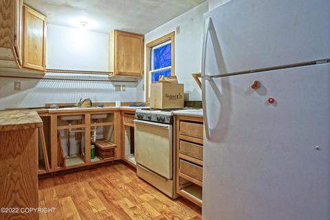 2727 E 50th Ave, Anchorage, AK 99507 photo 3