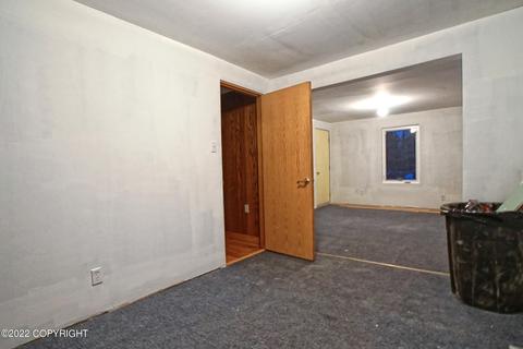 2727 E 50th Ave, Anchorage, AK 99507 photo 20