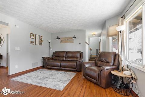 17517 Kiloana Ct, Eagle River, AK 99577 photo 7