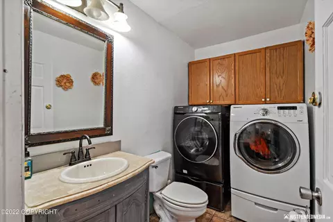 7710 E 4th Ave, Anchorage, AK 99504 photo 7