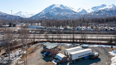 20044 Pilots Rd, Chugiak, AK 99567 photo 1
