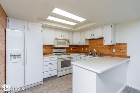 13047 Charlie Cir, Eagle River, AK 99577 photo 10