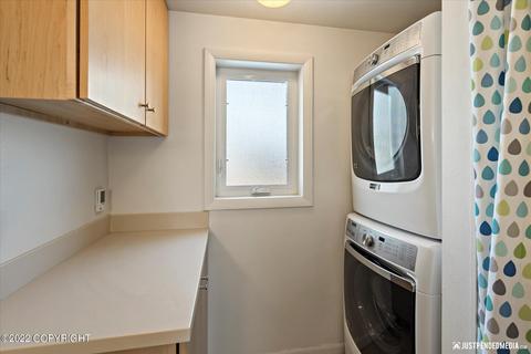 3433 E 19th Ave, Anchorage, AK 99508 photo 17