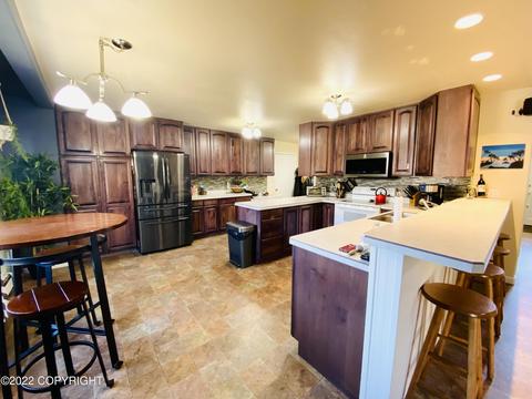 282 E Bayview Ave, Homer, AK 99603 photo 5