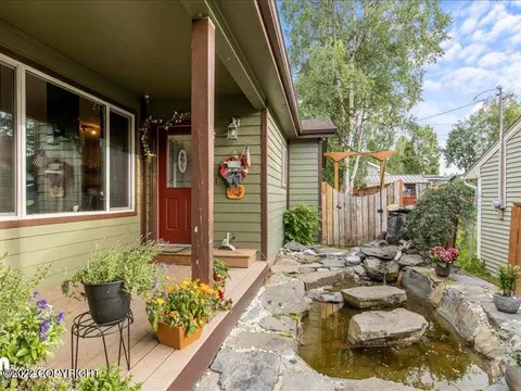 1600 E 40th Ct, Anchorage, AK 99508 photo 2