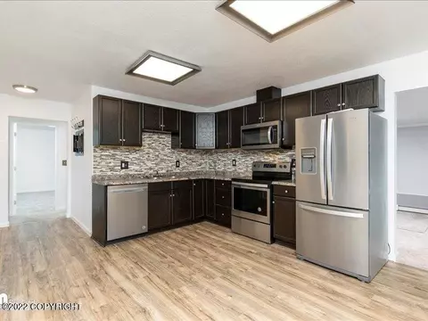 1600 E 40th Ct, Anchorage, AK 99508 photo 15