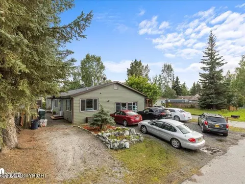 1600 E 40th Ct, Anchorage, AK 99508 photo 1