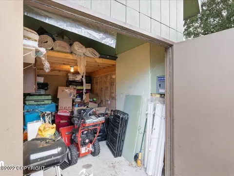 1600 E 40th Ct, Anchorage, AK 99508 photo 37