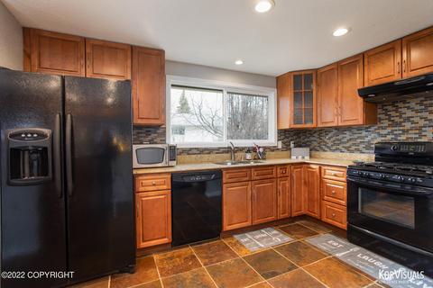 3660 Amber Bay Loop, Anchorage, AK 99515 photo 11