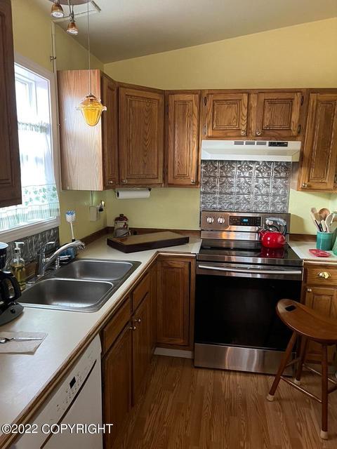 7010 Ryan Ct, Anchorage, AK 99504 photo 2