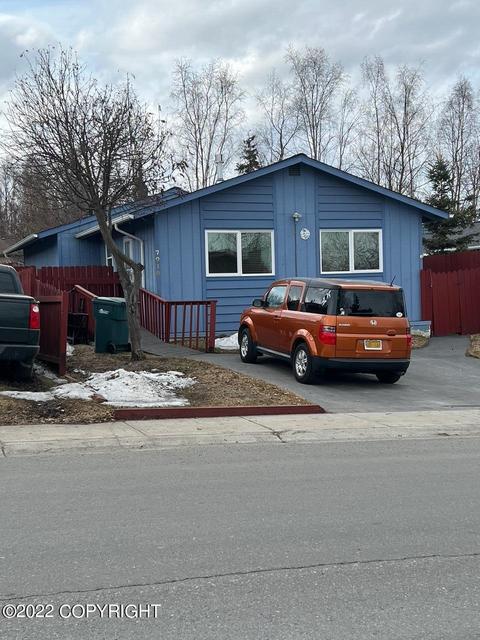 7010 Ryan Ct, Anchorage, AK 99504 photo 1
