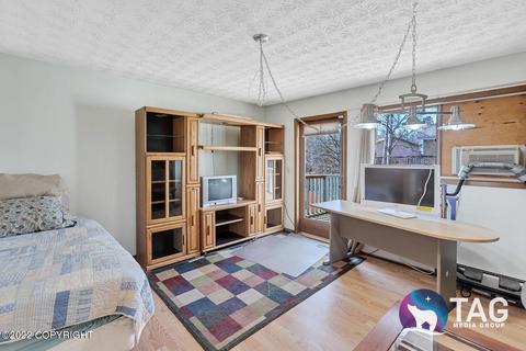 7320 Clairborne Dr, Anchorage, AK 99502 photo 10