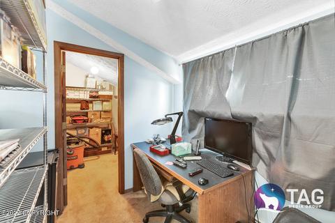 7320 Clairborne Dr, Anchorage, AK 99502 photo 8
