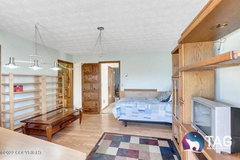 7320 Clairborne Dr, Anchorage, AK 99502 photo 11