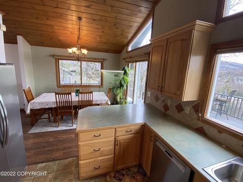 9824 Saaya Cir, Eagle River, AK 99577 photo 6