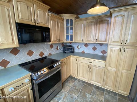 9824 Saaya Cir, Eagle River, AK 99577 photo 23