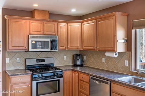 1064 E Ashwood Loop, Wasilla, AK 99654 photo 9