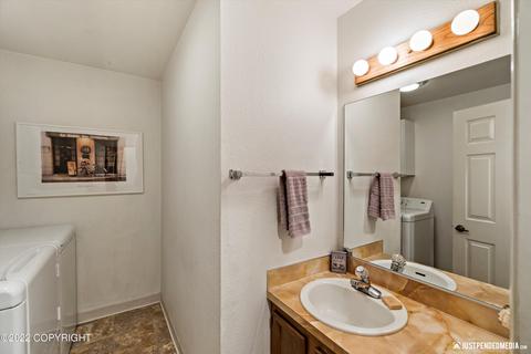 2134 Dawnlight Ct, Anchorage, AK 99501 photo 13
