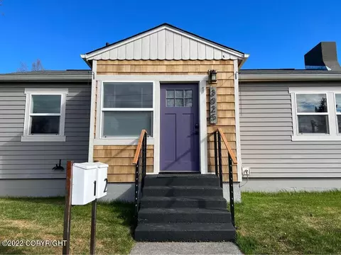 3025 E 15th Ave, Anchorage, AK 99508 photo 1