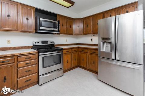 6133 Staedem Dr, Anchorage, AK 99504 photo 8