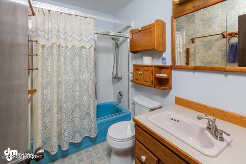 6133 Staedem Dr, Anchorage, AK 99504 photo 25