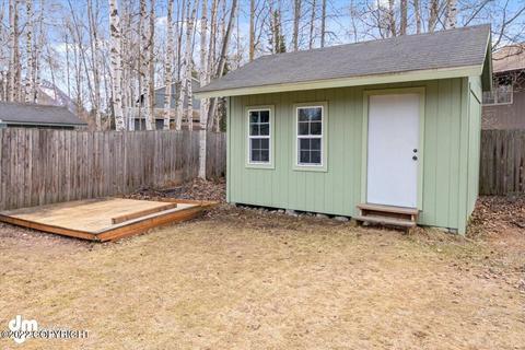 9823 Dinaaka Dr, Eagle River, AK 99577 photo 31